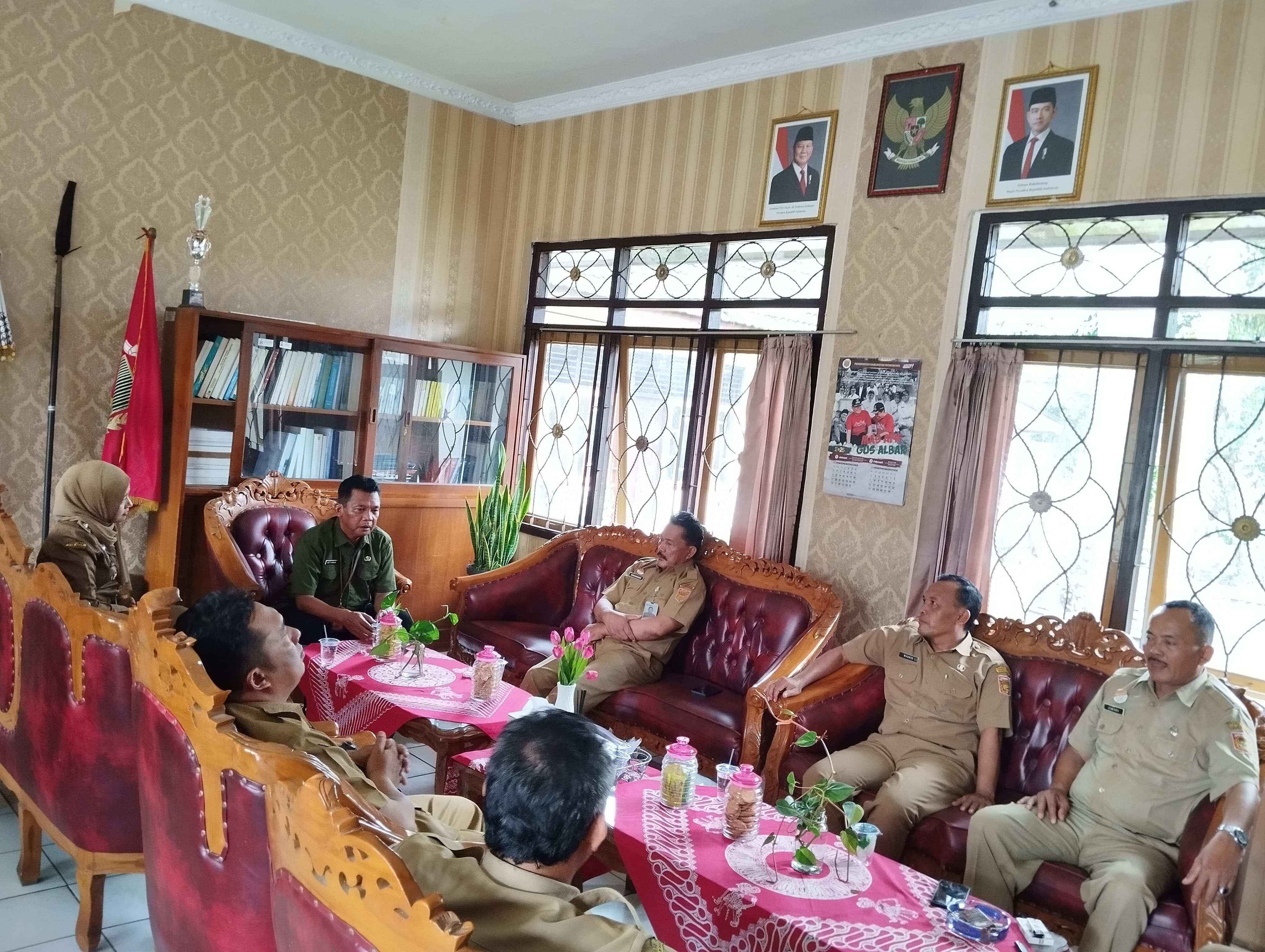 rapat-koordinasi-pejabat-struktural-dan-perkkenalan-camat-baru-kecamatan-sukoharjo