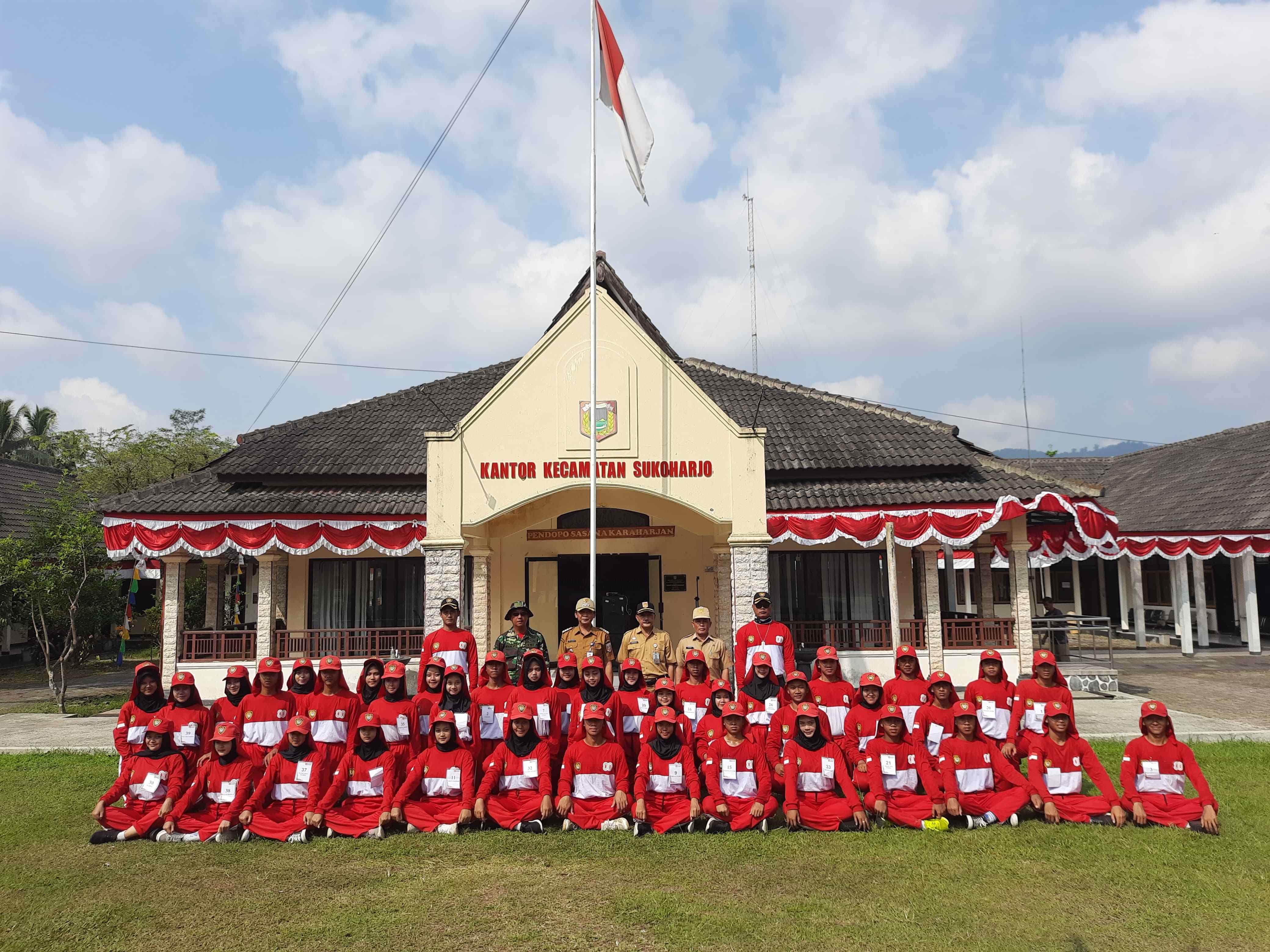pengarahan-paskibra-kecamatan-sukoharjo