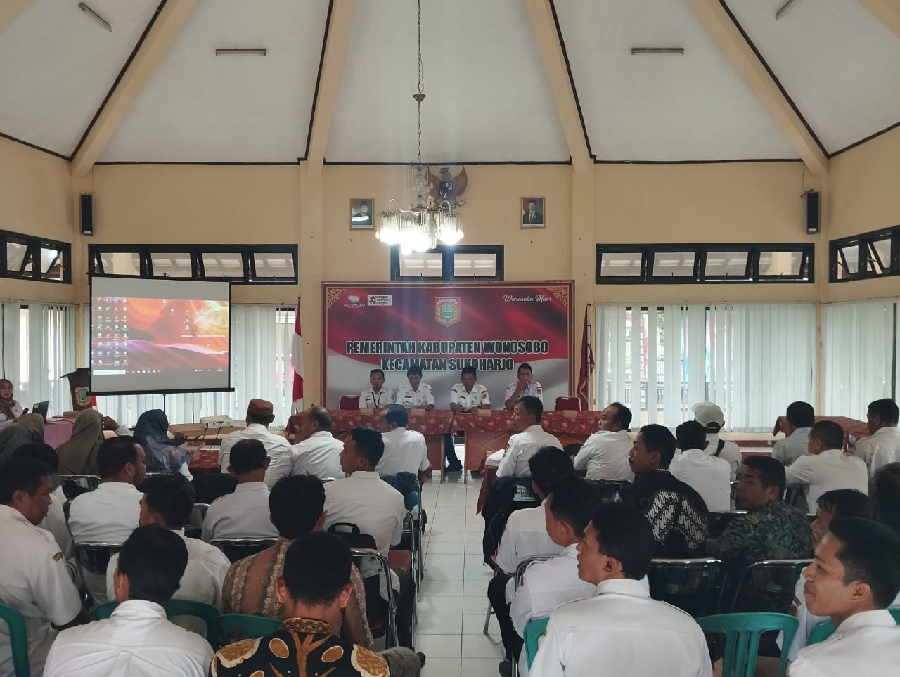 rakor-evaluasi-penyelenggaraan-kegiatan-dan-keuangan-desa-tahun-2025