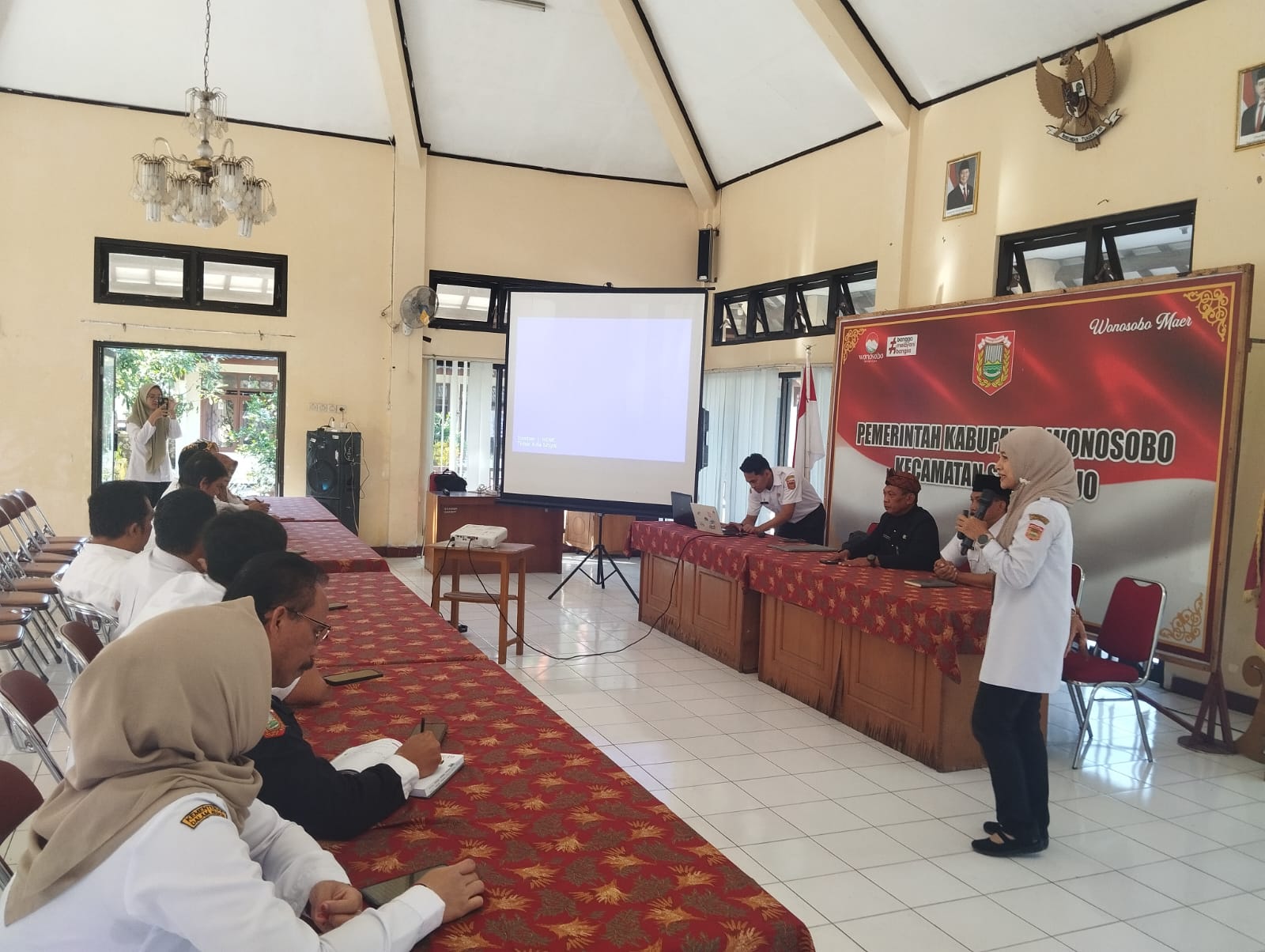 sosialisasi-pelimpahan-wewenang-kecamatan