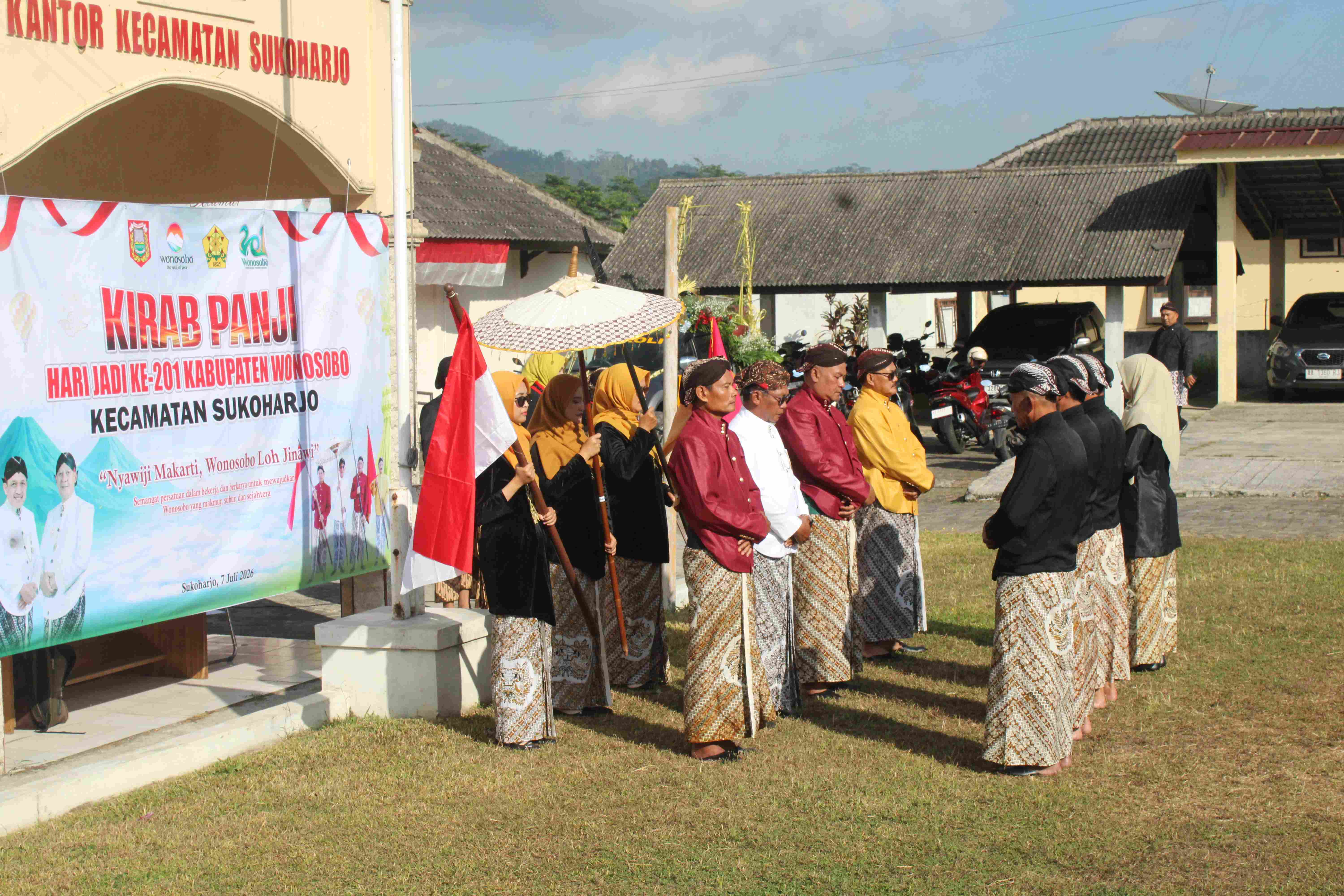 kirab-panji-dan-sarasehan-dalam-rangka-hari-jadi-wonosobo-ke-201