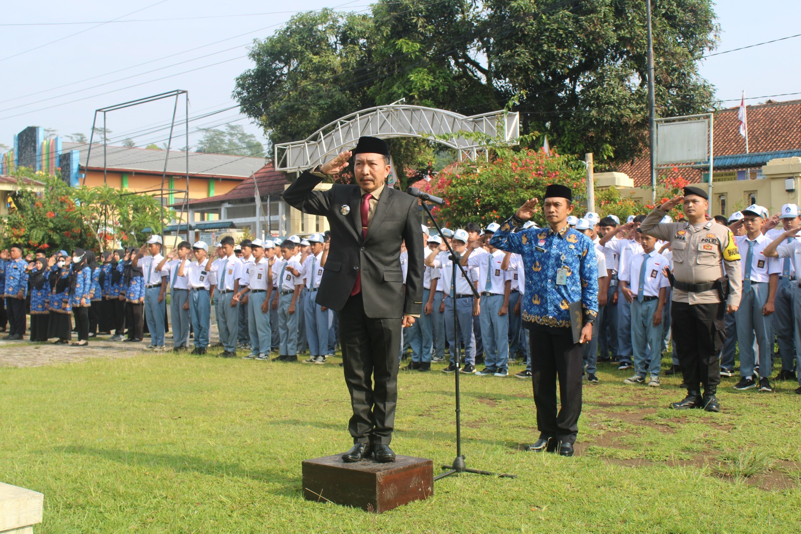 upacara-hari-pahlawan-tingkat-kecamatan-sukoharjo-tahun-2024